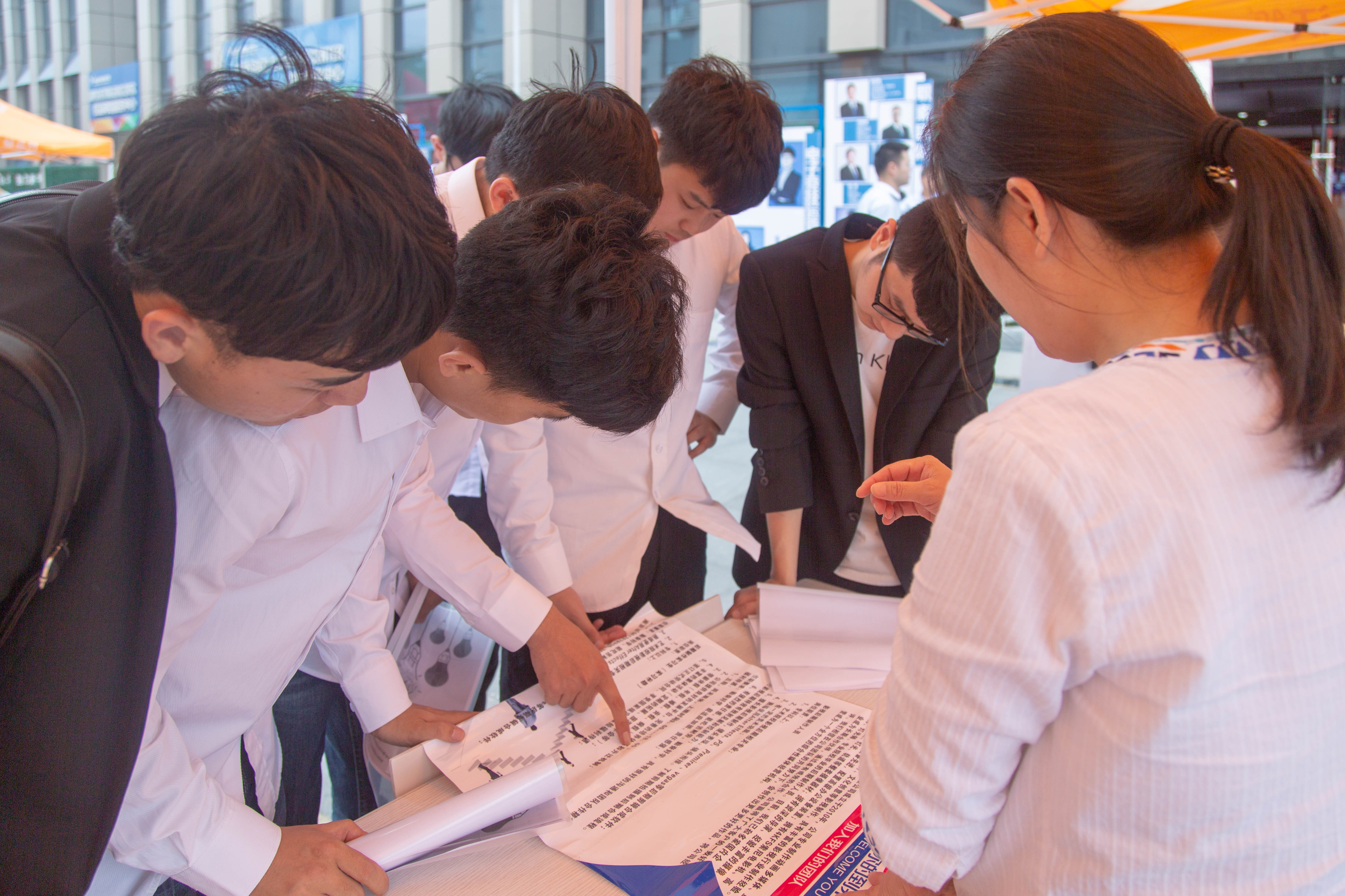 1561019076458718.jpg 1561019076458718.jpg