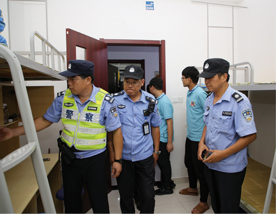 新华电脑构建安全校园 家长放心 学子安心 新华电脑构建安全校园 家长放心 学子安心