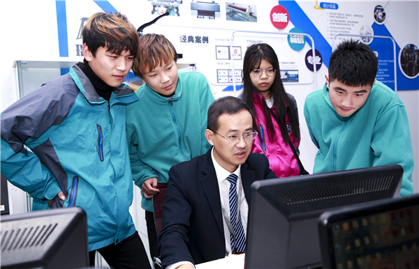 初<a href=http://njxh.cn target=_blank class=infotextkey>高中</a>毕业学技术选<a href=http://njxh.cn target=_blank class=infotextkey>专业</a>,什么行业有前景? 初<a href=http://njxh.cn target=_blank class=infotextkey>高中</a>毕业学技术选<a href=http://njxh.cn target=_blank class=infotextkey>专业</a>,什么行业有前景?