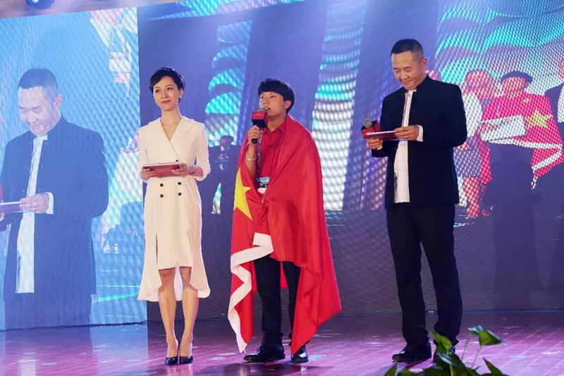 聚焦两会 | 新华互联网+教育助力乡村振兴! 聚焦两会 | 新华互联网+教育助力乡村振兴!