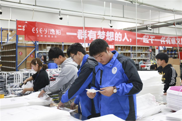 六大“杀手锏”  掌握新华学生成为实训大牛的秘诀 六大“杀手锏”  掌握新华学生成为实训大牛的秘诀