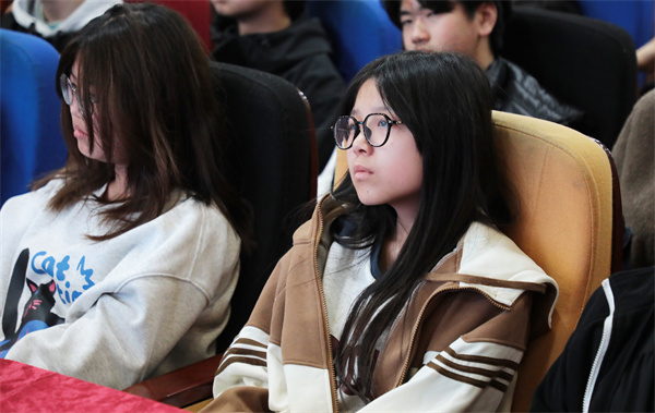 创新引领未来——智能时代设计师发展之路讲座圆满举行 创新引领未来——智能时代设计师发展之路讲座圆满举行