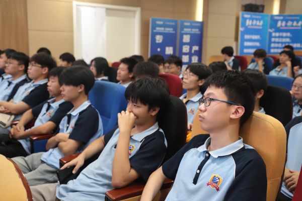 1725504705104700.jpg IMG_9769.jpg